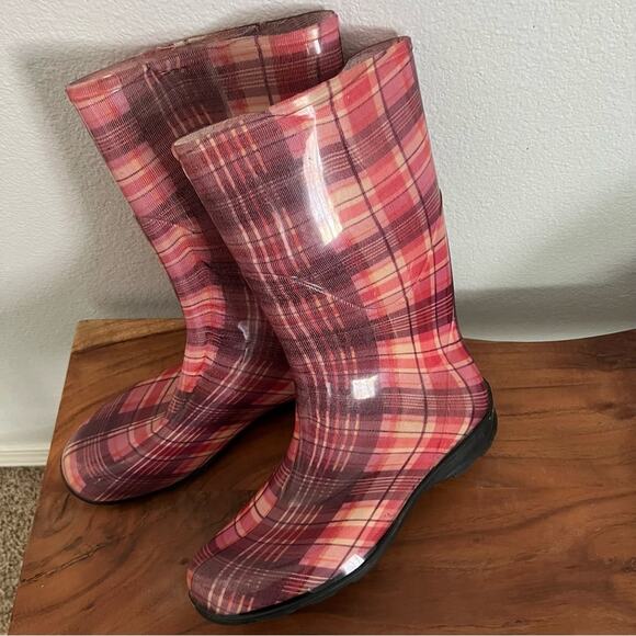 Women’s Glossy Pink Rubber Knee High Casual Flat Slip On Rain Boot Size 11 - Picture 16 of 16